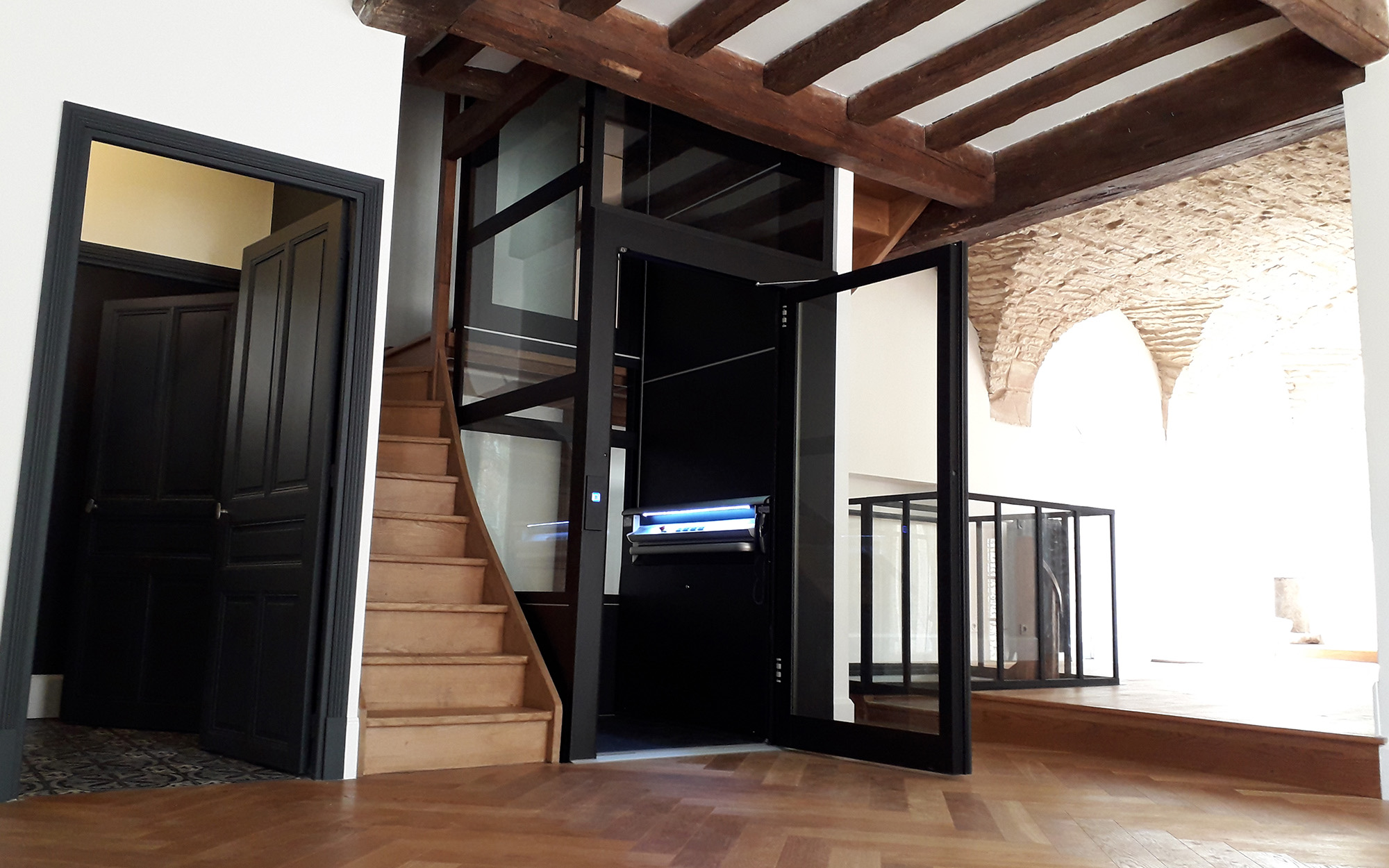 Primo elevator in home